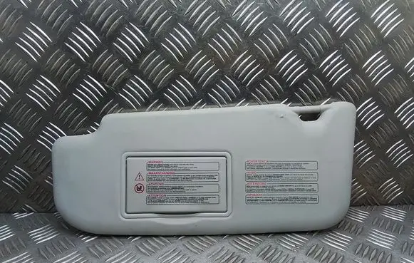 Nissan Qashqai+2 Sun visor