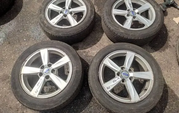 Volvo V40 R16 alloy rim 31317285