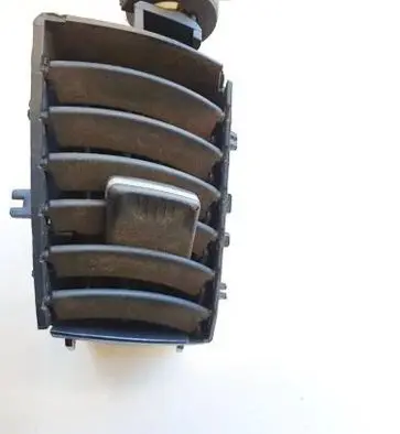 Opel Zafira B Dash center air vent grill 13144401 213680437