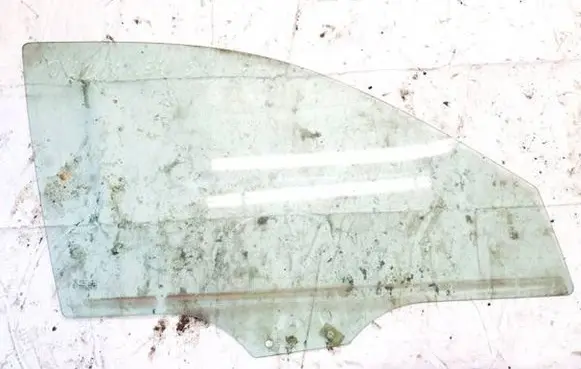 Mazda 626 Front door window glass four-door dot27m24100as2 43r-001025