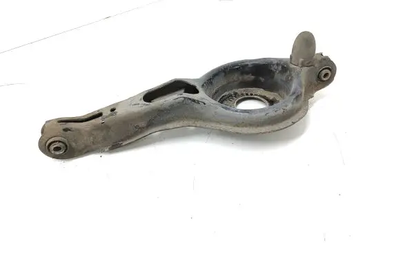 Volvo V40 Rear control arm