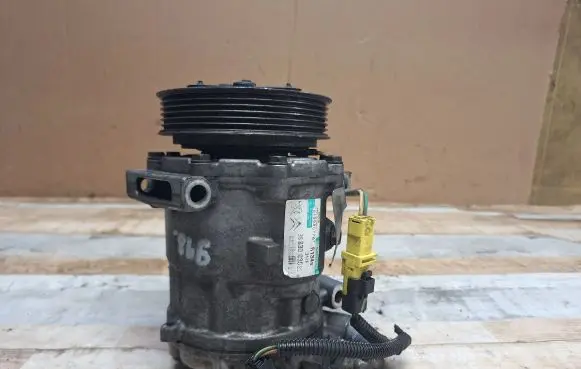 Peugeot 407 Air conditioning (A/C) compressor (pump) 9683003080