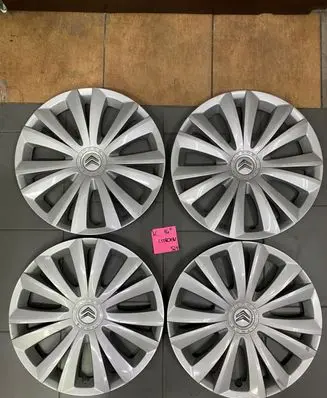 Citroen C1 R16 wheel hub/cap/trim 