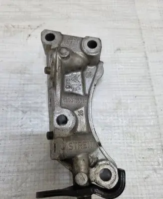 Opel Crossland X Engine mount vacuum valve 9683165580