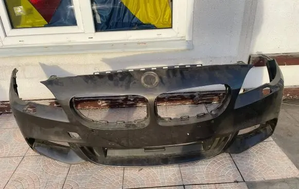 BMW 5 F10 F11 Front bumper 80601997 84704404 7847044