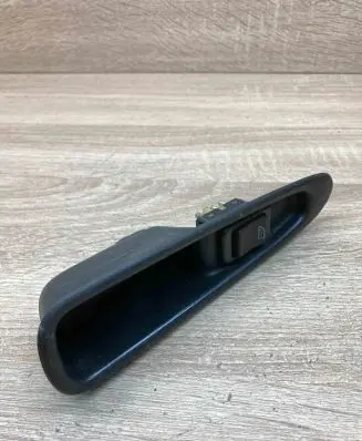 Volvo S40, V40 Electric window control switch 821424 03458021