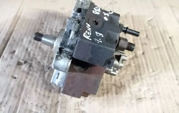 Renault Laguna II Fuel injection high pressure pump 8200342594 8200256255