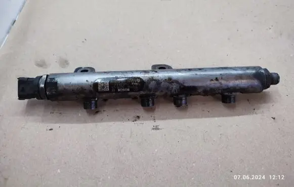 Fuel main line pipe