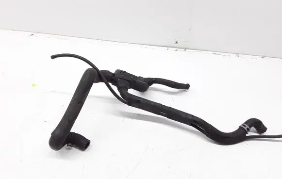 Mercedes-Benz S W220 Engine coolant pipe/hose
