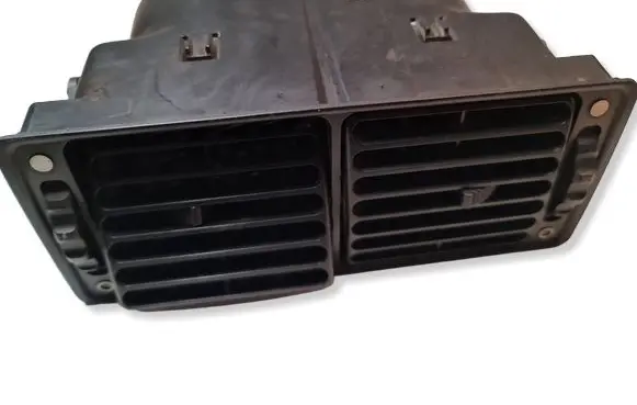 BMW 5 E34 Dash center air vent grill 1367588 1366439 6422