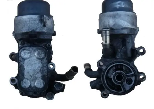 Ford Focus Oil filter cover 3247626