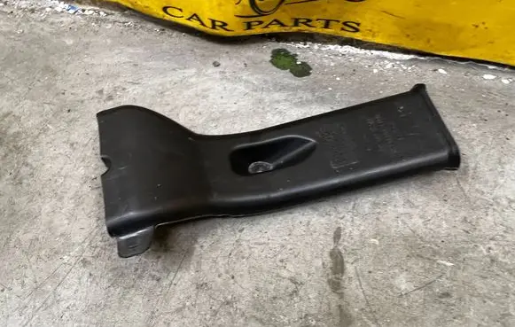 Ford Fusion II Cabin air duct channel DS73-F01903-A DS73F01903A