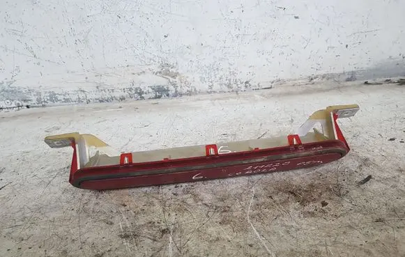 Toyota Corolla Verso AR10 Third/center stoplight