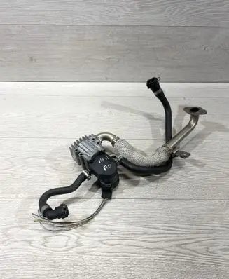 BMW 5 F10 F11 EGR valve 7548415