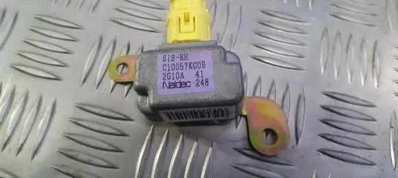 Mazda Premacy Airbag deployment crash/impact sensor c10057kc0b 2g10a41