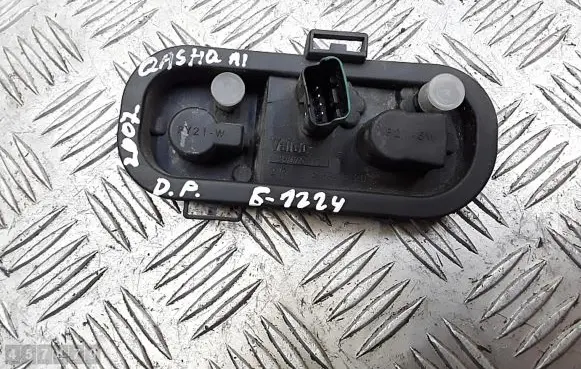 Nissan Qashqai Tail light bulb cover holder 89070312