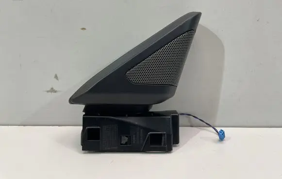 BMW Z4 g29 Dash center speaker trim cover 7431806