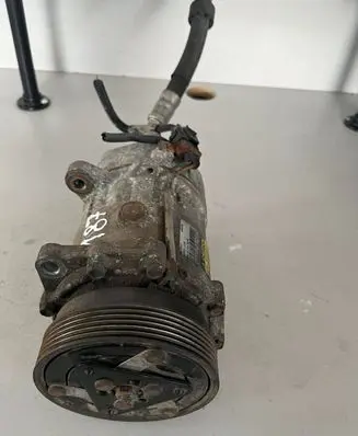Volkswagen Golf VI Air conditioning (A/C) compressor (pump) 104912502420 0292052L6701
