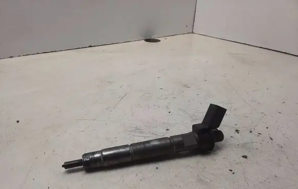 BMW 1 E81 E87 Fuel injector 779787705 0445116