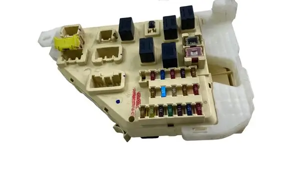 Toyota Prius (XW20) Fuse box set PPT25P5