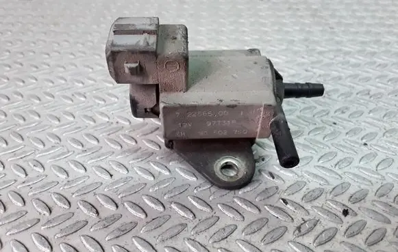 Opel Vectra B Vacuum valve 90502750