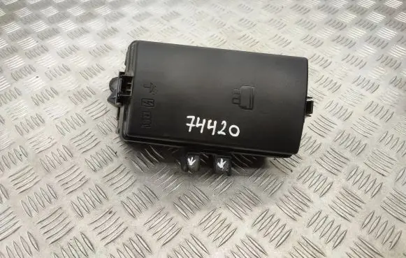 Volkswagen Golf VII Fuse module 5Q0907361C