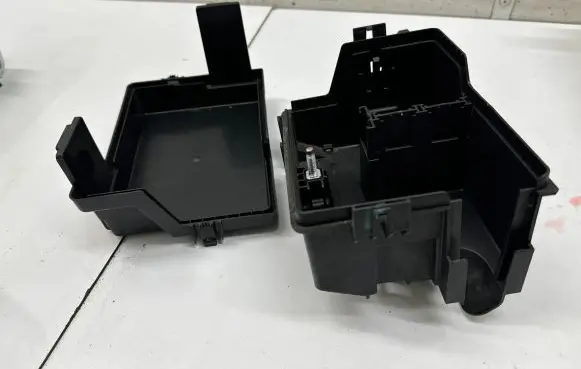 Dacia Spring Fuse box set 243805284R