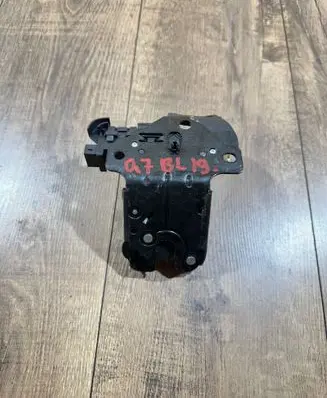 Audi Q7 4L Tailgate/trunk/boot lock/catch/latch 8P4827505C