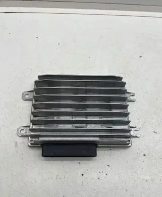 Audi Q7 4M Sound amplifier 8Y0035465A 4021039 8X0035465A