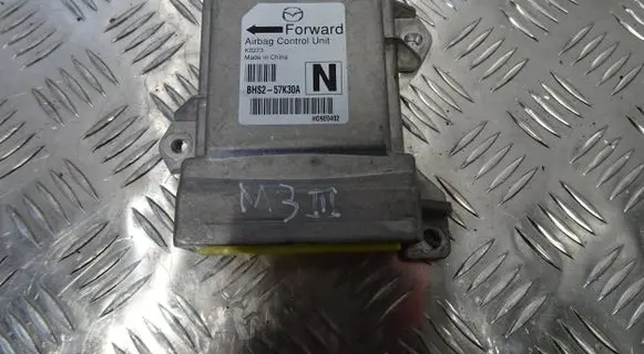 Mazda 3 III Airbag control unit/module BHS2-57K30A