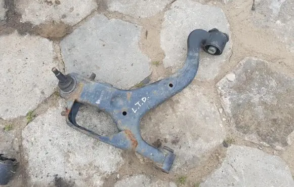 Land Rover Discovery 3 - LR3 Rear control arm