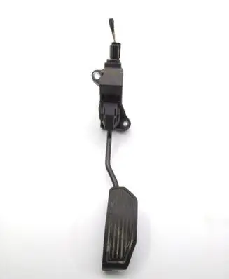 Toyota Avensis T270 Accelerator throttle pedal 7811005021