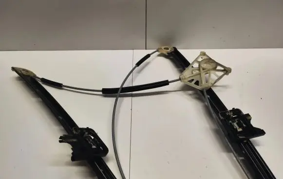 Audi Q7 4M Front window lifting mechanism without motor 4M0837462A 00809917 S006376002A