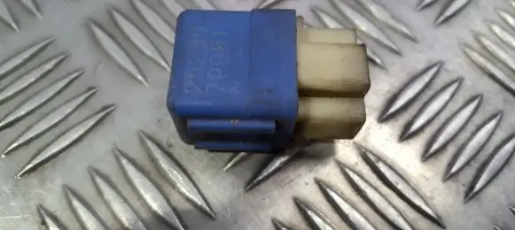 Nissan Almera Other relay 2523079981