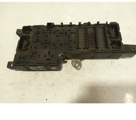 Volvo XC90 Fuse module 8678449 518826003 030310084104