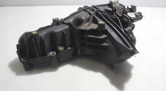 Volkswagen PASSAT B7 USA Intake manifold