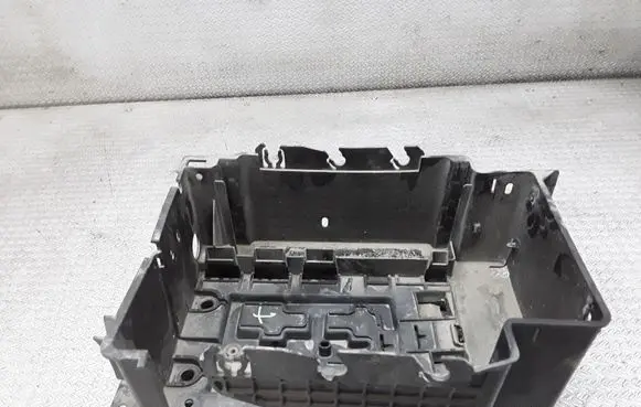 Peugeot 1007 Battery box tray 9656705880