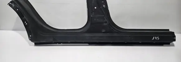 Renault Kadjar Sill B832KAMAX