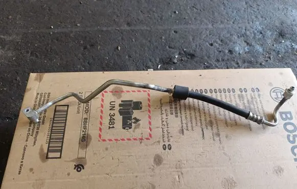Maserati Ghibli Air conditioning (A/C) pipe/hose