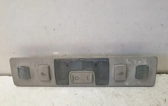 Audi A6 S6 C5 4B Front seat light 4B094711