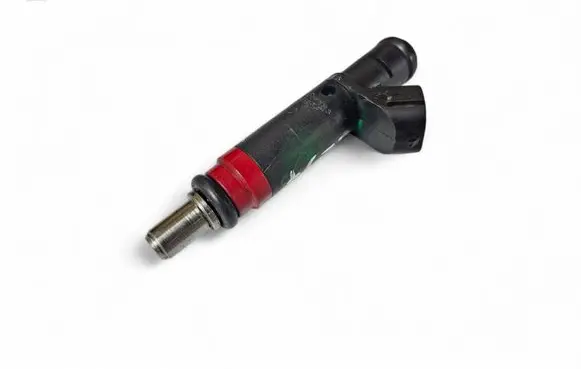 Skoda Fabia Mk1 (6Y) Fuel injector 03D906031C