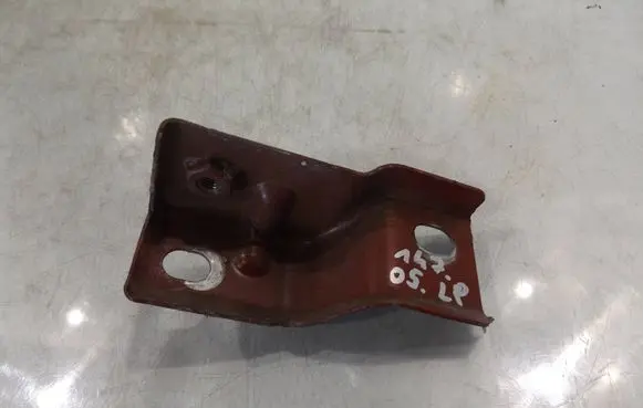 Alfa Romeo 147 Fender mounting bracket
