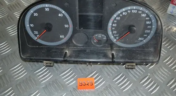 Volkswagen Caddy Speedometer (instrument cluster) 2K0920841C