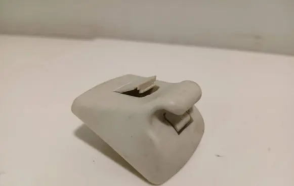 Ford Focus Sun visor clip/hook/bracket 