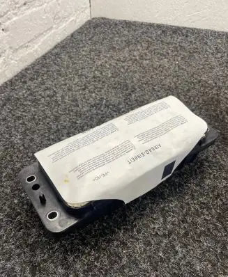 Porsche Macan (95B) Passenger airbag 95B880204
