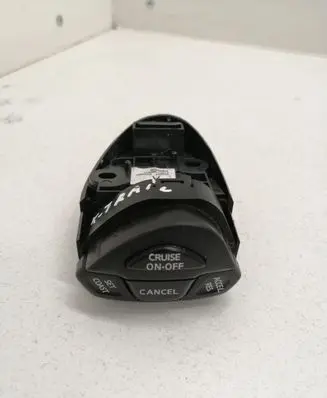 Nissan X-Trail T30 Steering wheel buttons/switches 255519H200