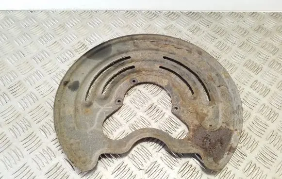 Renault Trafic III (X82) Rear brake disc plate dust cover 
