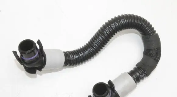 Tesla Model Y Engine coolant pipe/hose 109576300G