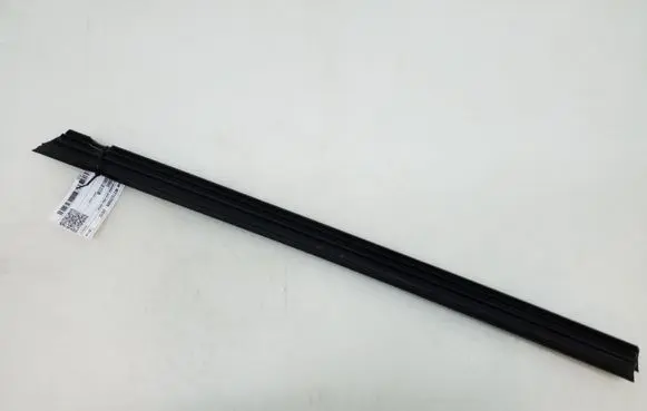 Mercedes-Benz E W212 Front door trim bar A2127250965