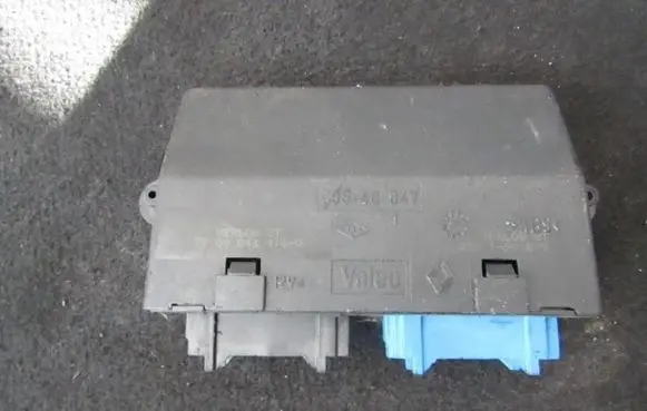 Renault Laguna I Comfort/convenience module 7700843416A 738-46-847